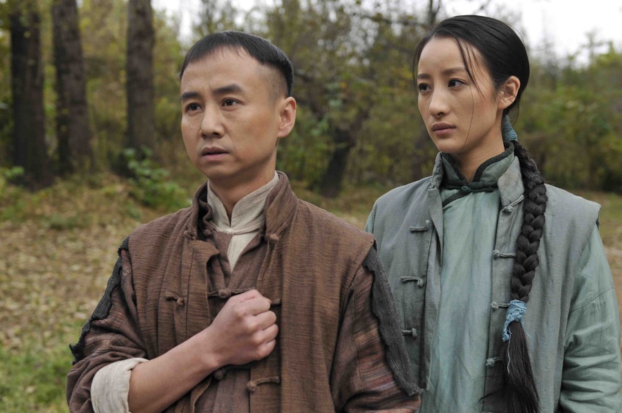 小宝和老财剧照