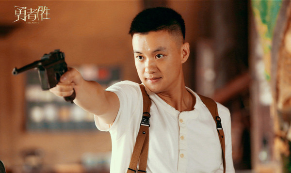 《勇者胜》这次,我终于一眼就能看出他是周一围了_电视猫